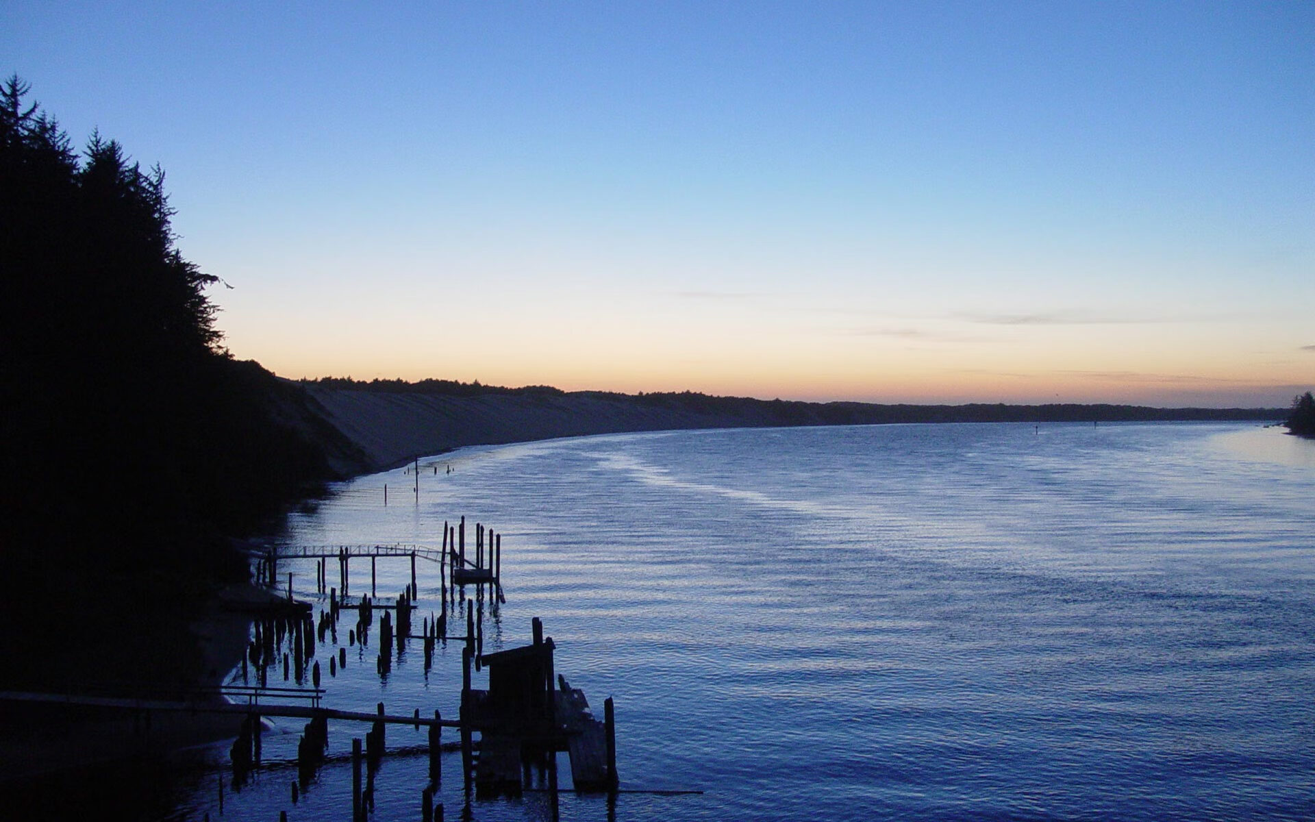 爱游戏官网-皇家贝蒂斯客场险胜，球队稳定在中上游，皇家贝蒂斯什么水平